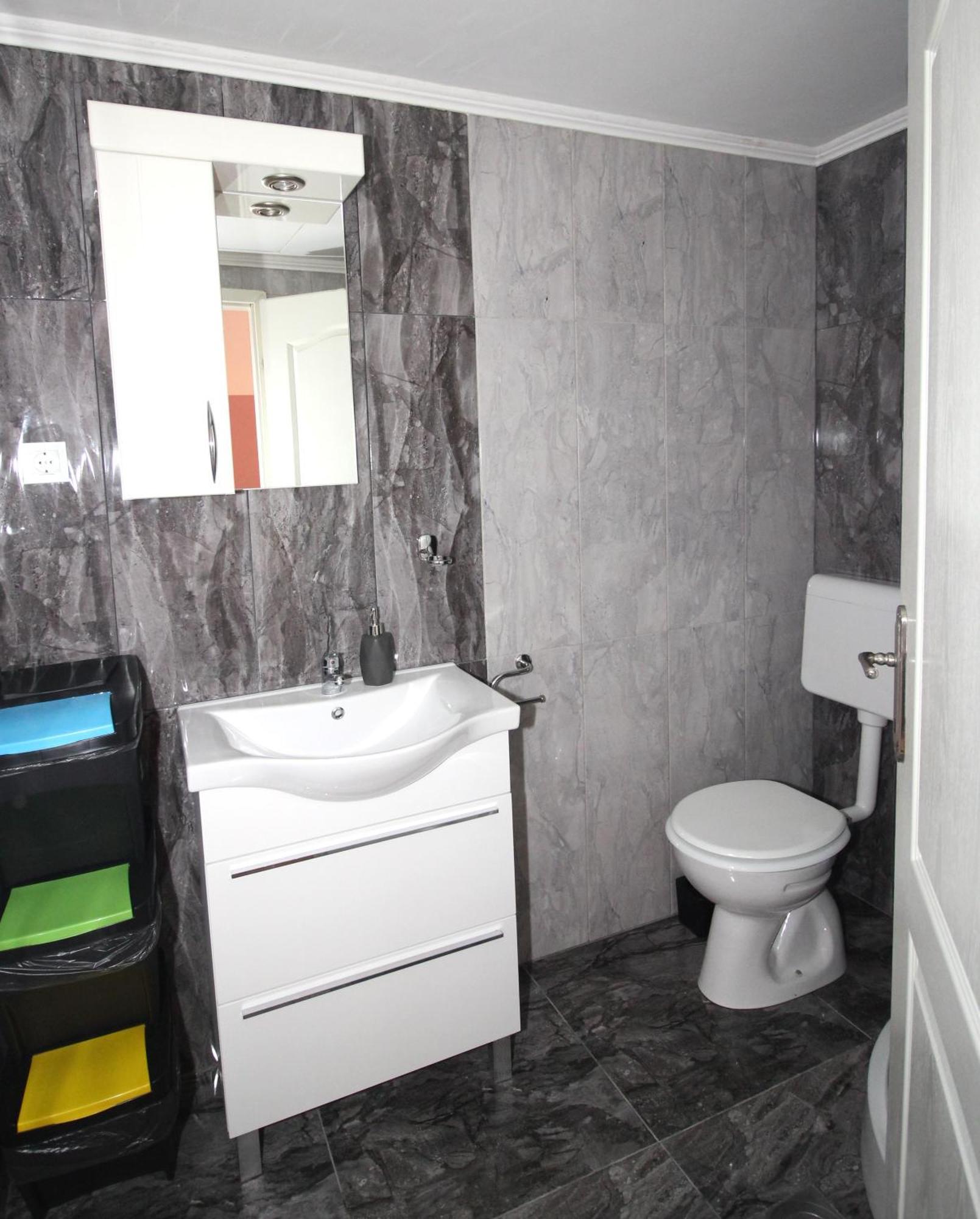 Studio Apartman Maro Apartment