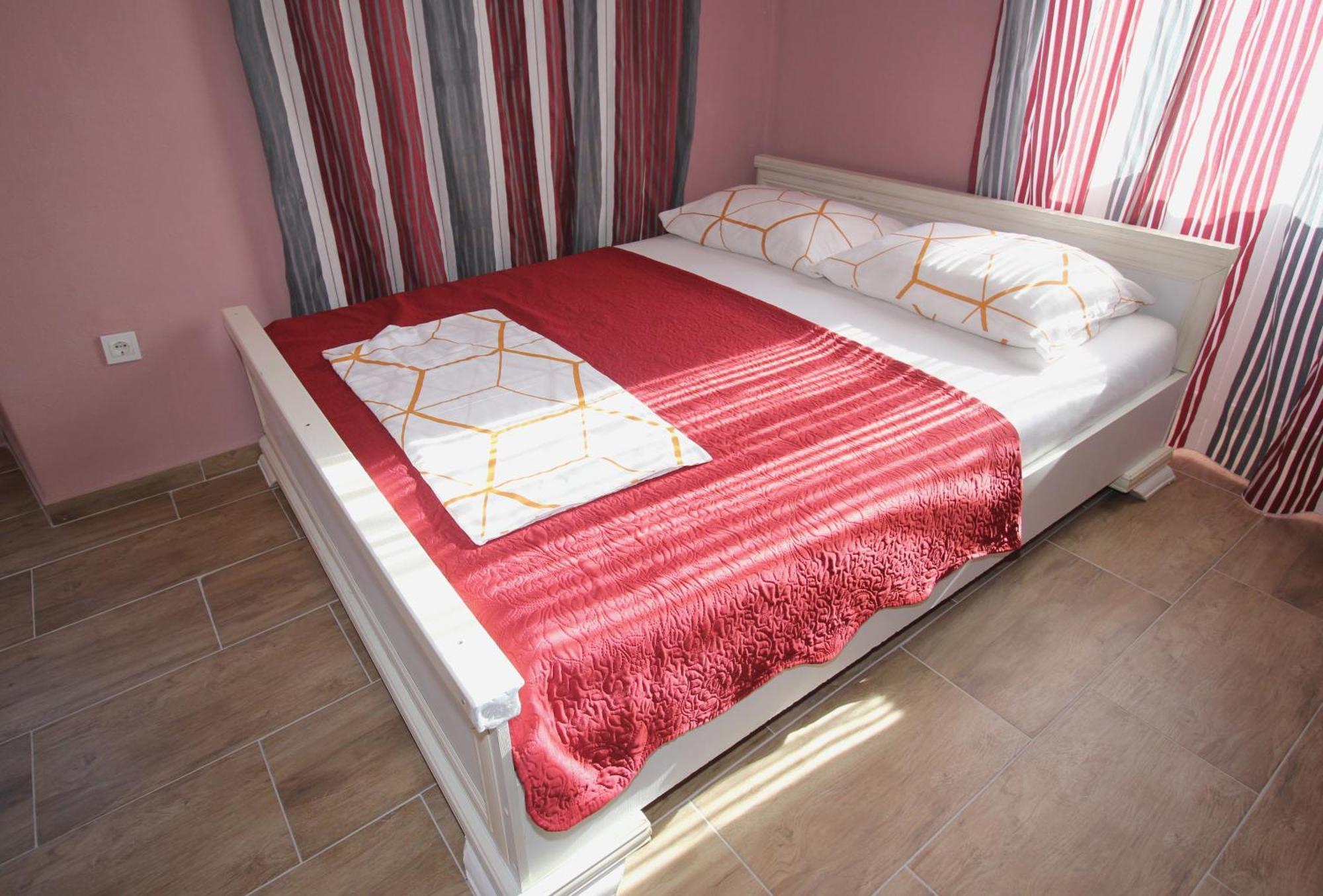 Studio Apartman Maro Apartment
